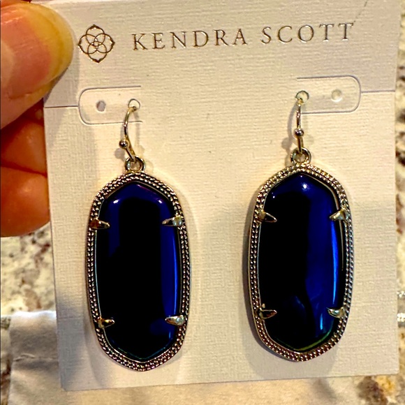 Retired Kendra Scott Iridescent Mystic Blue and Gold Drop Elle Earrings - Picture 5 of 6